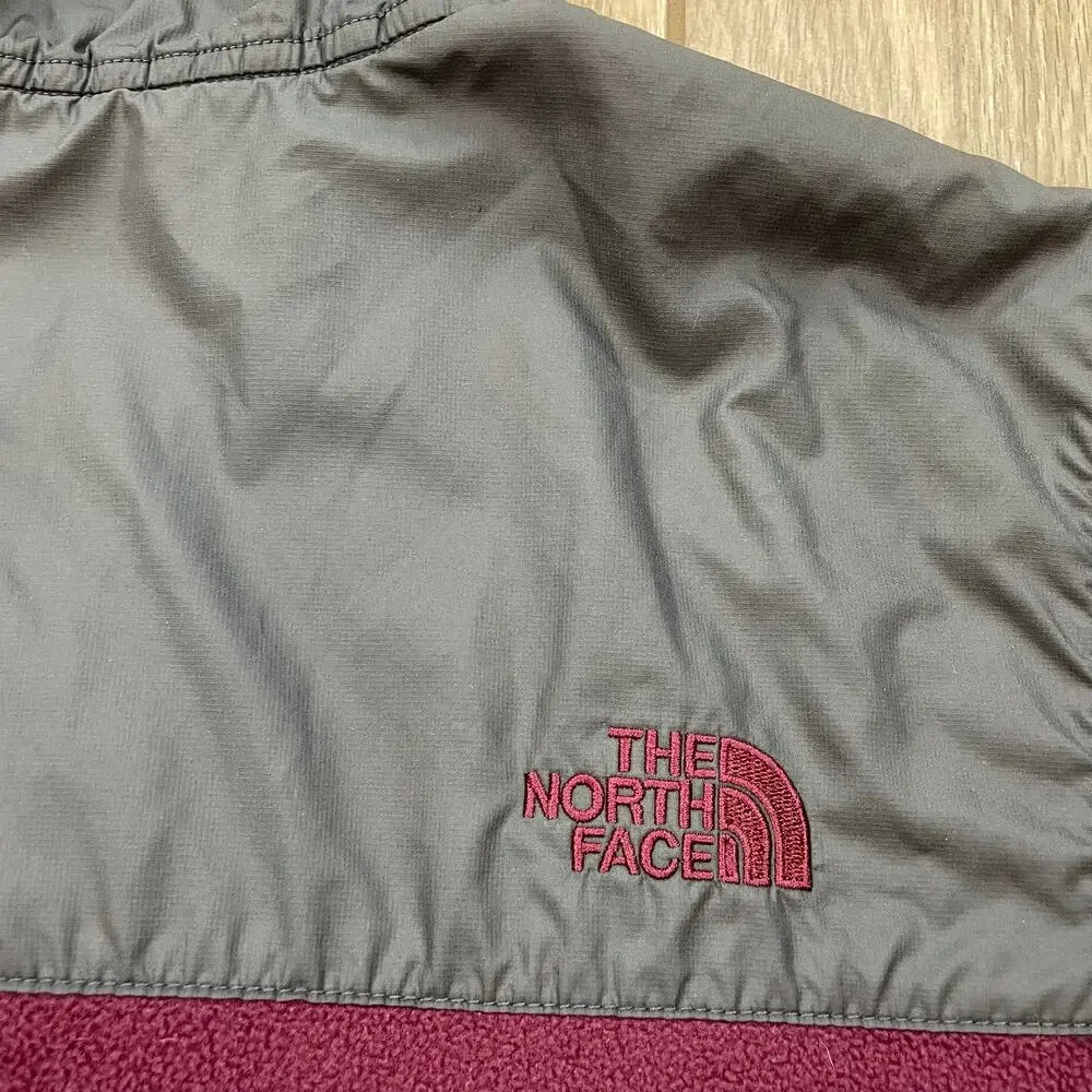The North Face Mens Small Burgundy Fleece Pullover Jacket Snap Zip Outdoor
